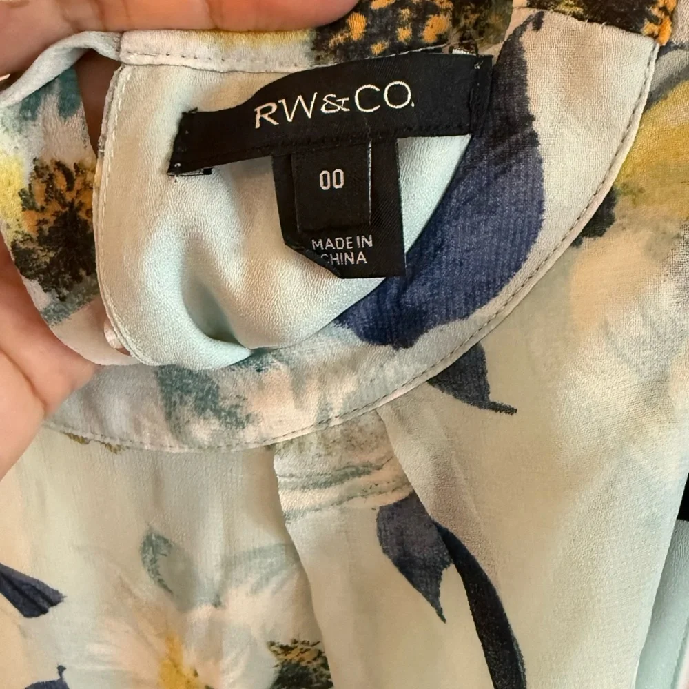 RW&CO. Sleeveless Pleated Chiffon Midi Dress Blue and Yellow - Picture 6 of 9